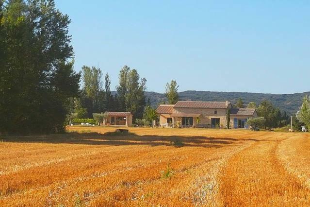 Bed and Breakfast Fontaine De Cerier Castillon-du-Gard Exterior foto